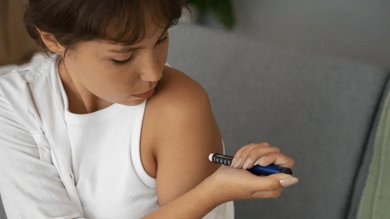 Препарати GLP-1 (оземпік) для схуднення: чому вага повертається і чи існують "чарівні уколи" без наслідків